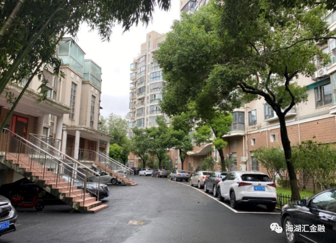 【法拍房】日月豪庭，上海市浦东新区杨高南路5135弄1号302室