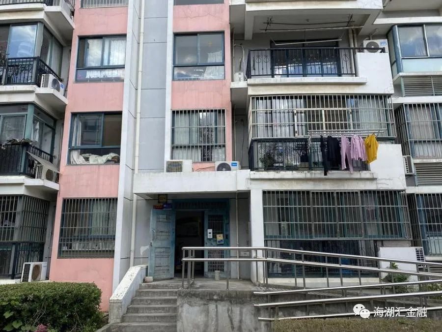 【法拍房】清房空置，上海市浦东新区书院镇唐港路1059弄92号502室